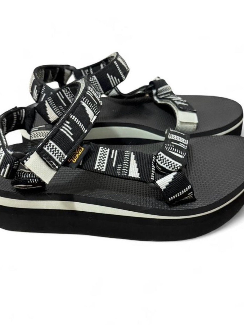 Teva flatform universal platform sandals